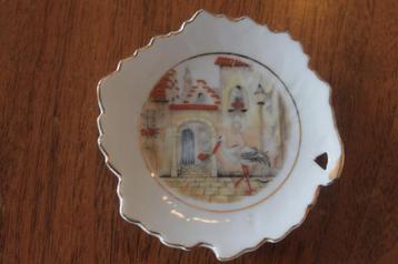 Schoteltje, bakje Anton Pieck - baby op ooievaar beschikbaar voor biedingen