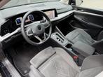 Volkswagen Golf 1.0 eTSI AUT. *!* IQ LED/ 18 INCH/ MASSAGE/, Stof, Gebruikt, Euro 6, Adaptive Cruise Control