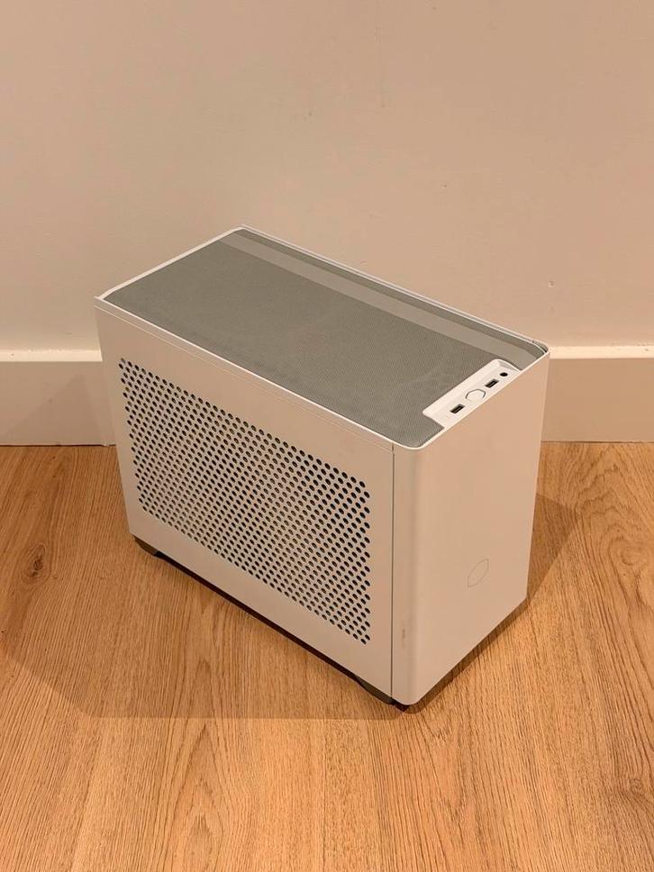 Cooler Master NR200P behuizing, Computers en Software, Computerbehuizingen, Zo goed als nieuw, Ophalen of Verzenden