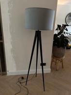 Vloerlamp 3 poot van het merk Zuiver, Huis en Inrichting, Lampen | Vloerlampen, Ophalen, Zo goed als nieuw, Metaal, 150 tot 200 cm