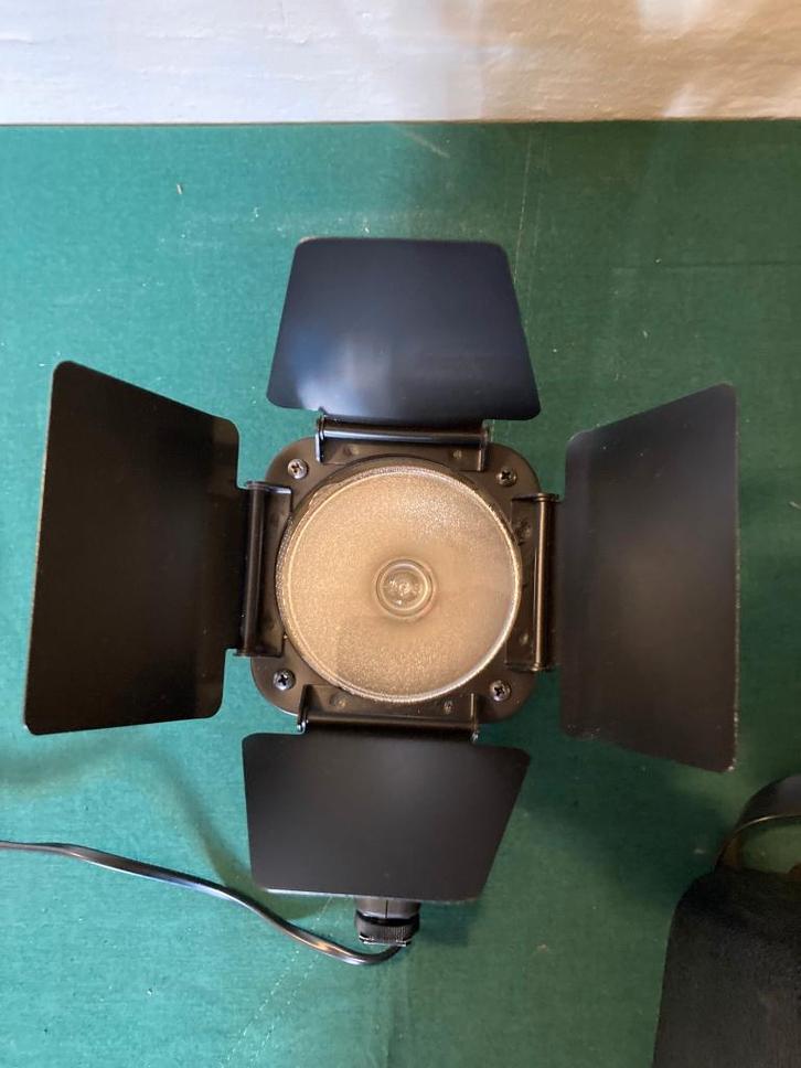 Vivanco foto/video lamp., Audio, Tv en Foto, Fotografie | Fotostudio en Toebehoren, Zo goed als nieuw, Lamp of Flitsset, Ophalen of Verzenden