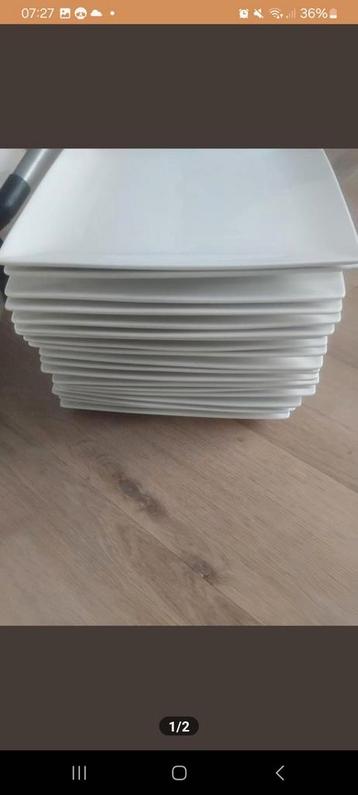 21 stuks yong diner borden en 5 stuks xenos diepe borden  beschikbaar voor biedingen
