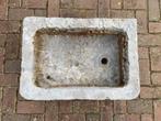 Oude Belgisch hardstenen trog gootsteen pompbak, A, Ophalen
