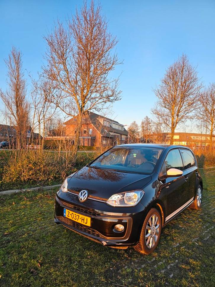 Volkswagen up! 1.0 44KW 5-DRS 2017 Zwart, Auto's, Volkswagen, Particulier, up!, Stoelverwarming, Benzine, Hatchback, Handgeschakeld