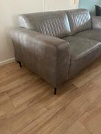 Grijze leren tweezitsbank, Huis en Inrichting, Ophalen, Gebruikt, 150 tot 200 cm, Tweepersoons