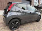 Toyota Aygo 1.0 VVT-i x-fun / 1e Eigenaar / ALL-Season bande, Stof, Gebruikt, Start-stop-systeem, Met garantie (alle)