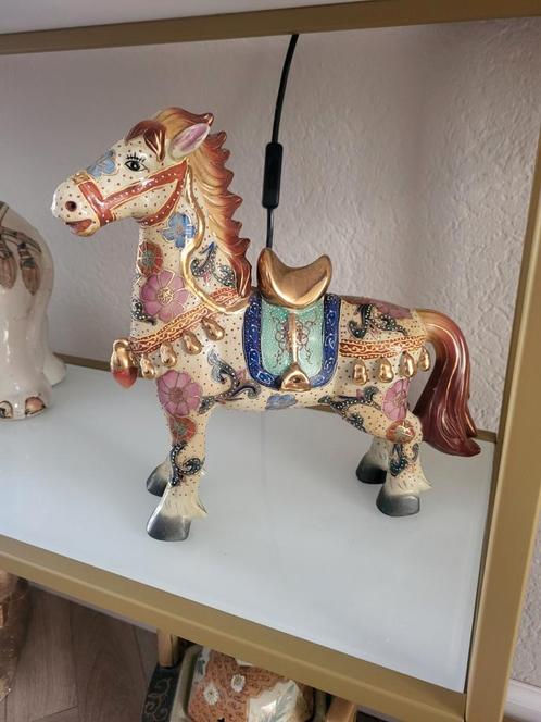 prachtig hand bewerkt chinees paard, Antiek en Kunst, Kunst | Designobjecten, Ophalen of Verzenden