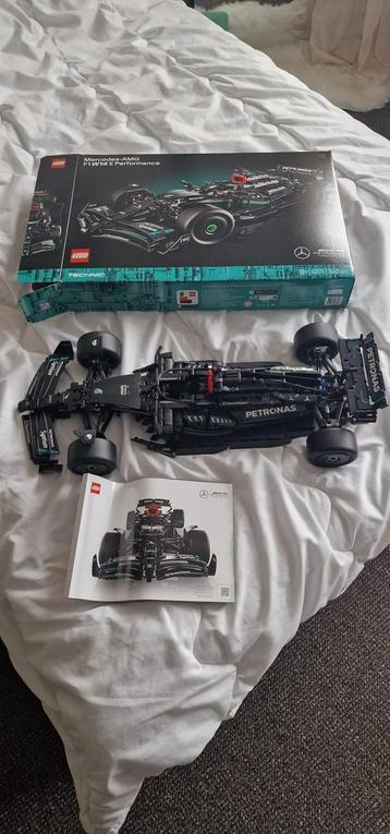 LEGO Technic Mercedes-AMG beschikbaar voor biedingen