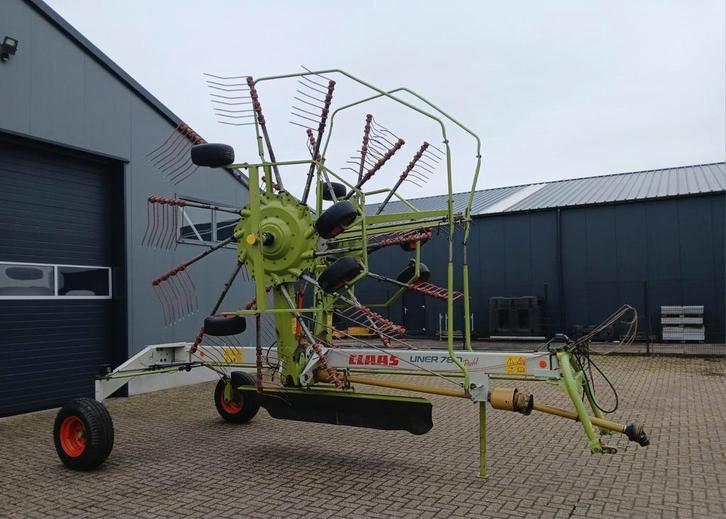 Claas Liner 780  Krone Swadro 700  Fella 880 dubbele hark, Zakelijke goederen, Agrarisch | Werktuigen, Weidebouw, Ophalen