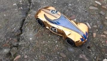 Hot wheels gold covelight voertuig  beschikbaar voor biedingen