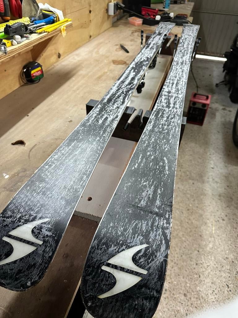 Ski en snowboard onderhoud - Waxen en slijpen, 160 tot 180 cm, Gebruikt, Carve, Skiën