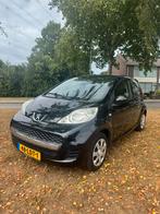 Peugeot 107 1.0 12V 5DR 2010 Zwart, Auto's, Peugeot, Voorwielaandrijving, 4 stoelen, Origineel Nederlands, Handgeschakeld
