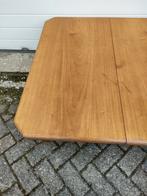 massief notenhouten salontafel 105 x 110 cm, Minder dan 50 cm, 100 tot 150 cm, 100 tot 150 cm, Gebruikt