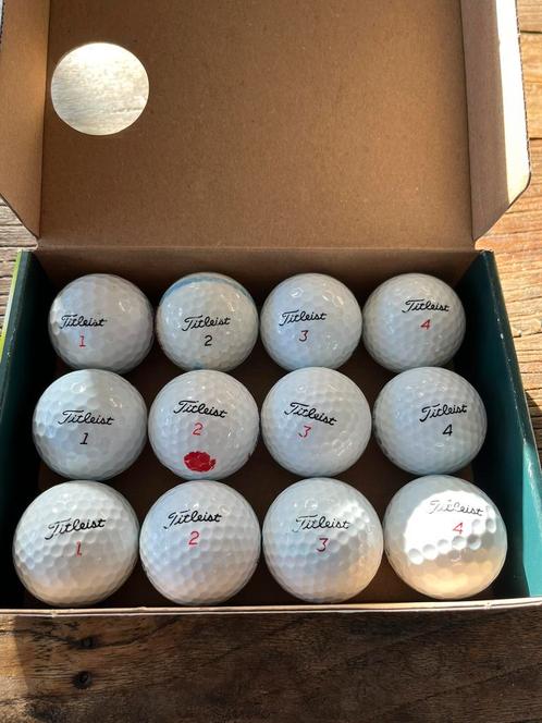 Titleist golfballen mix . AAAA kwaliteit, Sport en Fitness, Golf, Zo goed als nieuw, Bal(len), Ophalen of Verzenden