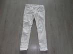 witte dames skinny spijkerbroek van Levi, maat 32/32, Ophalen of Verzenden, Zo goed als nieuw, Wit, W30 - W32 (confectie 38/40)