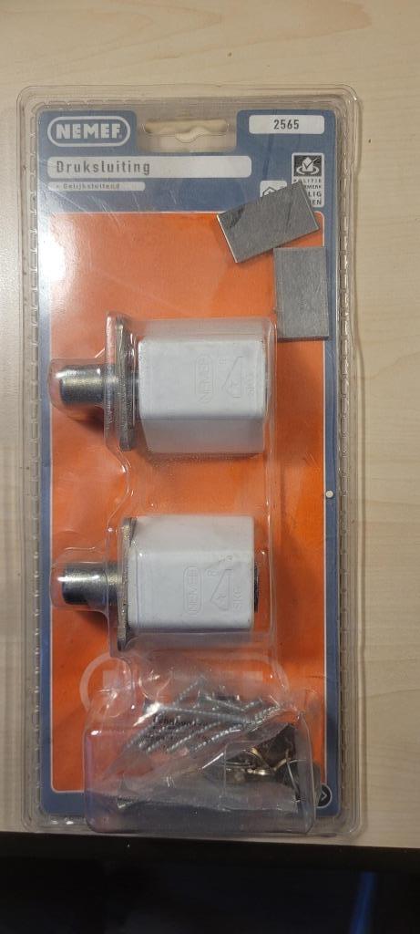 NEMEF 2565 Druksluiting met slot en sleutels, Doe-het-zelf en Verbouw, Hang- en Sluitwerk, Nieuw, Slot, Ophalen of Verzenden