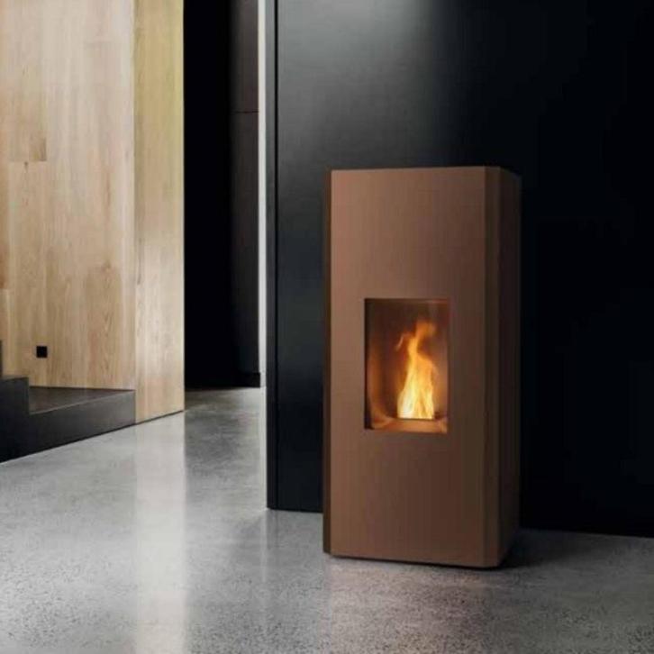 Pelletkachel MCZ Mako CA Core M+, Huis en Inrichting, Woonaccessoires | Overige, Nieuw, Ophalen of Verzenden