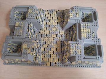 Lego: Bouwplaat van set 7419 Dragon Fortress * 3d Plaat * beschikbaar voor biedingen