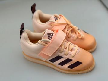 Adidas schoenen maat 36 EU beschikbaar voor biedingen
