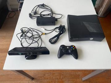 Xbox Kinect 360 - kapot - met games en controller beschikbaar voor biedingen