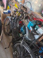 Twee fietsen om op te knappen, Fietsen en Brommers, Ophalen, Frame, Gebruikt, Onbekend