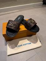 Louis Vuitton dames slippers NIEUW ONGEDRAGEN VALT ALS 39, Kleding | Dames, Schoenen, Nieuw, Slippers, Ophalen of Verzenden, Zwart