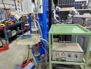 Tap uitbrand apparaat Erodeer machine  beschikbaar voor biedingen