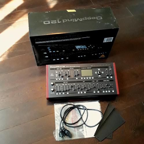 Behringer Deepmind 12D, 12-voice analog desktop synthesizer, Muziek en Instrumenten, Soundmodules, Zo goed als nieuw, Overige merken