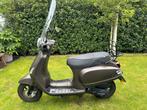 AGM VX50. Mat titanium. Geel kenteken, Ophalen, Zo goed als nieuw