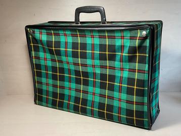 Vouwkoffer groen geel rood afmetingen 50 x 34 x 14 cm beschikbaar voor biedingen