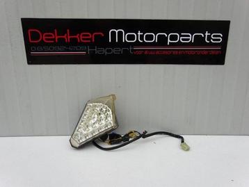 Achterlicht + geintergreede Knipperlichten YZF R1 2007-2008 beschikbaar voor biedingen
