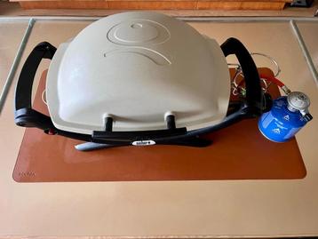 Weber Q1000 barbeque + opbergdoos + heel veel extra's beschikbaar voor biedingen