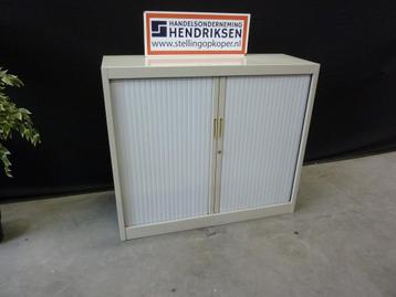 stalen kantoorkast / garagekast / roldeurkast 120x43x105cm beschikbaar voor biedingen
