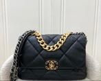 Chanel tas Handtas Chanel 19 Flap bag 2022 vintage, Ophalen of Verzenden, Nieuw, Zwart, Handtas