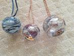 Drie glazen vintage decoratieballen, Ophalen