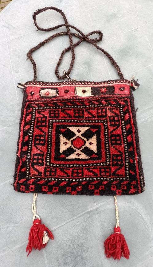 Antiek AFSHAR Perzisch tapijt kelim kamelentas bag graan, Antiek en Kunst, Antiek | Kleden en Textiel, Ophalen of Verzenden