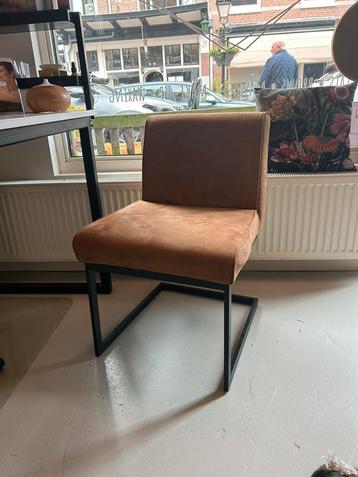 Een stoel teab 