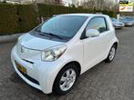 Toyota IQ 1.0 VVTi Comfort AIRCO LMV, Auto's, Toyota, Stof, Gebruikt, 4 stoelen, Handgeschakeld