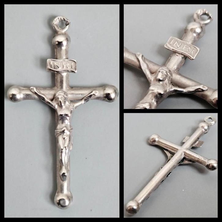 Antiek zilver,  zilveren kruishanger met Corpus christi, Sieraden, Tassen en Uiterlijk, Antieke sieraden, Hanger, Zilver, Ophalen of Verzenden