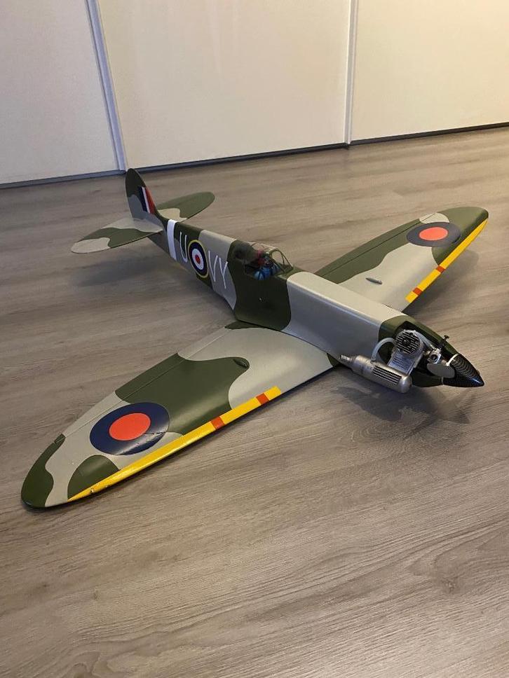 Spitfire, Hobby en Vrije tijd, Modelbouw | Radiografisch | Vliegtuigen, Zo goed als nieuw, Nitro, Ophalen of Verzenden