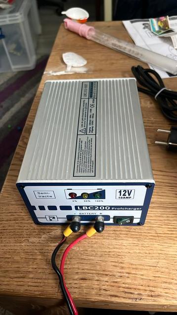 LBC200 Profcharger acculader beschikbaar voor biedingen