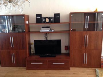 Mooie bruine kast met tv-meubel, modulair, goede staat! beschikbaar voor biedingen