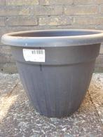 Grote grijze (buiten) kunststof planten pot, Kunststof, Tuin, Zo goed als nieuw, Overige vormen