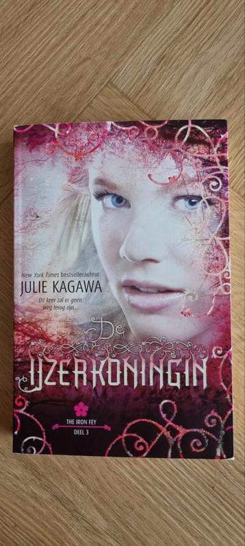 De IJzerkoningin - Julie Kagawa Paperback  beschikbaar voor biedingen