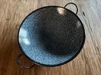 Vintage wok grijs emaille 32 diameter, Ophalen of Verzenden, Gebruikt, Overige materialen, Wok