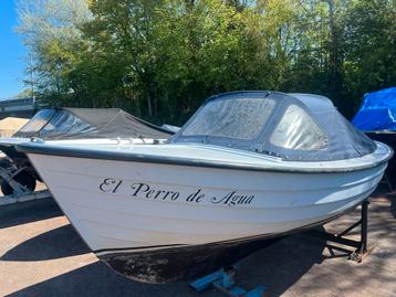 saga 20/ polyester sloep nieuwe kap/kussens gancza sloep 440 beschikbaar voor biedingen