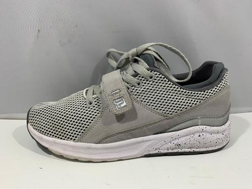 Fila, maat 39 licht grijze sneakers met extra binnenvoering., Kleding | Dames, Schoenen, Zo goed als nieuw, Sneakers of Gympen