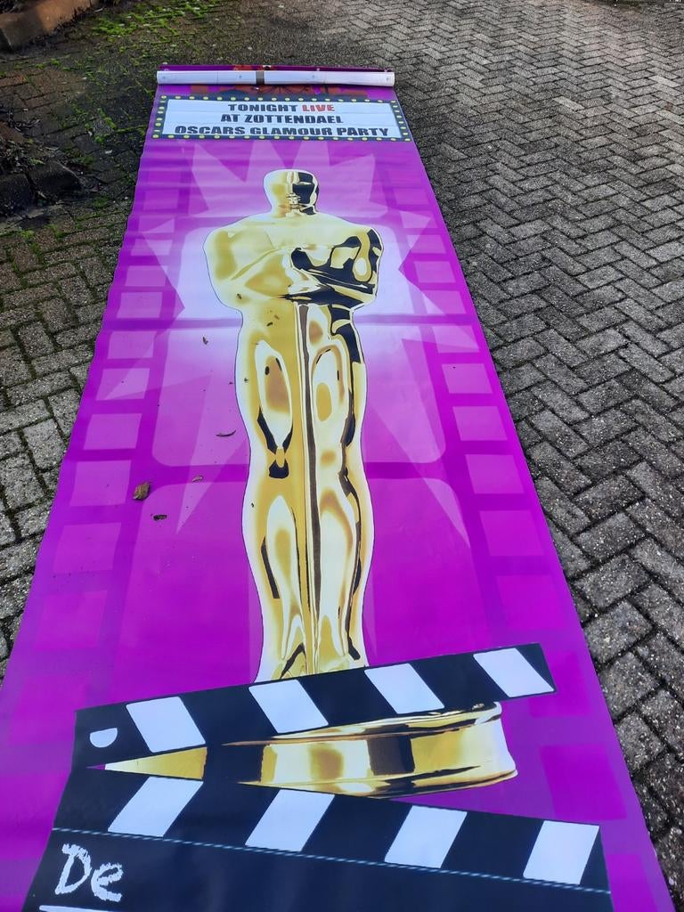 Oscar afbeelding, Ophalen, Zo goed als nieuw