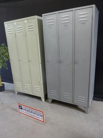 Leuke vintage locker / lockerkast / kledinglocker 3-deurs beschikbaar voor biedingen