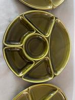 4 Vintage Aardewerk groene fondue borden met Vakken, Huis en Inrichting, Keuken | Servies, Ophalen of Verzenden, Zo goed als nieuw